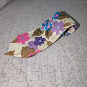 Vintage 70's Floral Patterned Tie
